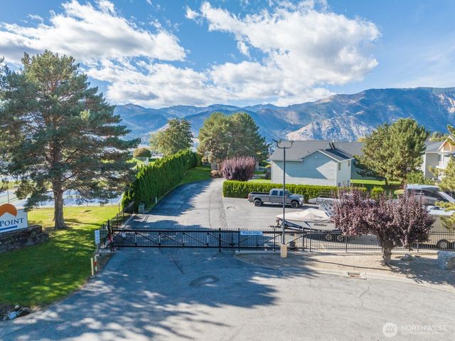 222 Parkway Drive, Manson, WA 98831