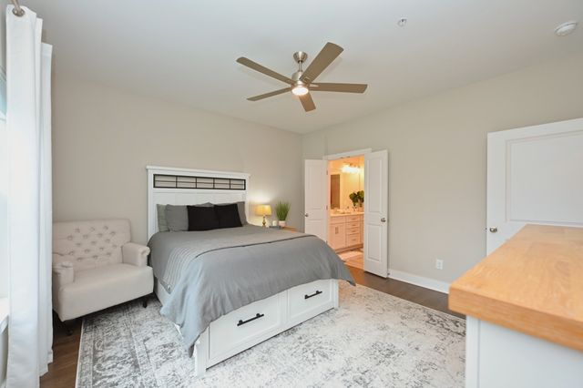 1144 Lock 4 Rd Unit J4, Gallatin, TN 37066