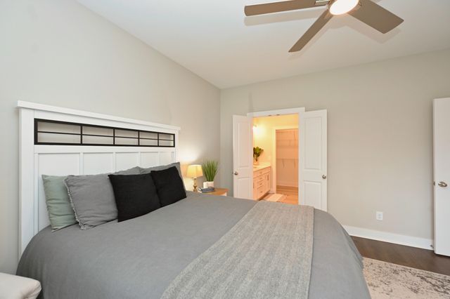 1144 Lock 4 Rd Unit J4, Gallatin, TN 37066