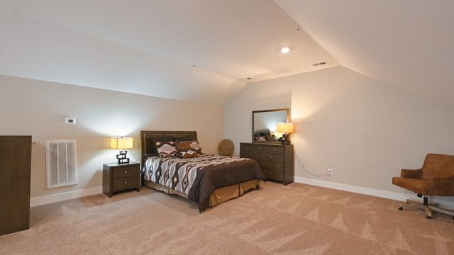 1144 Lock 4 Rd Unit J4, Gallatin, TN 37066