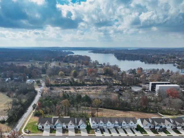 1144 Lock 4 Rd Unit J4, Gallatin, TN 37066