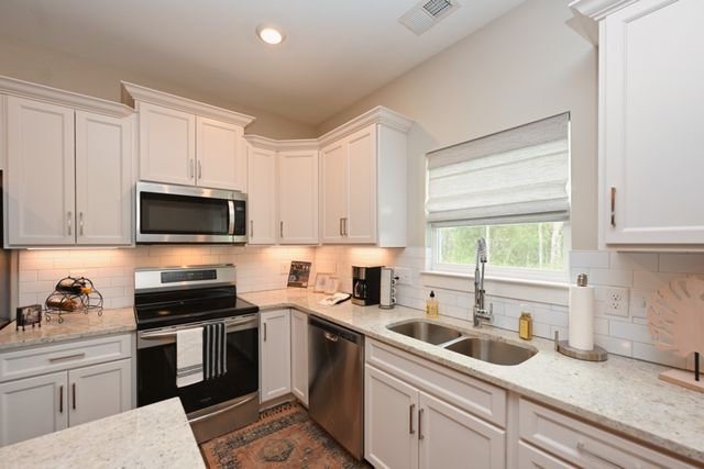 1144 Lock 4 Rd Unit J4, Gallatin, TN 37066