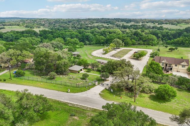 964 WAGON WHEEL DR, Spring Branch, TX 78070