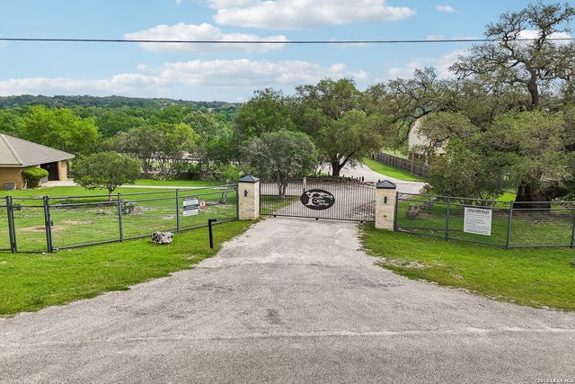 964 WAGON WHEEL DR, Spring Branch, TX 78070