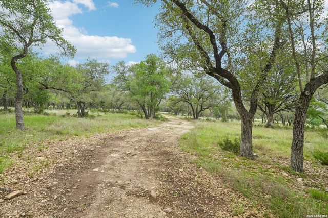 964 WAGON WHEEL DR, Spring Branch, TX 78070