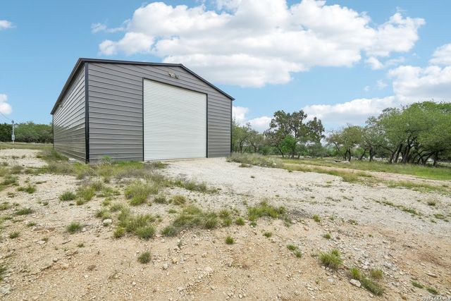 964 WAGON WHEEL DR, Spring Branch, TX 78070
