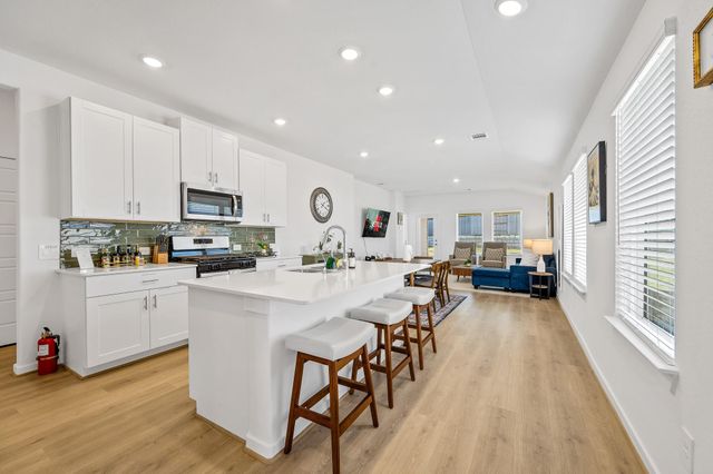 1940 Velvet Oak Ln, Conroe, TX 77304