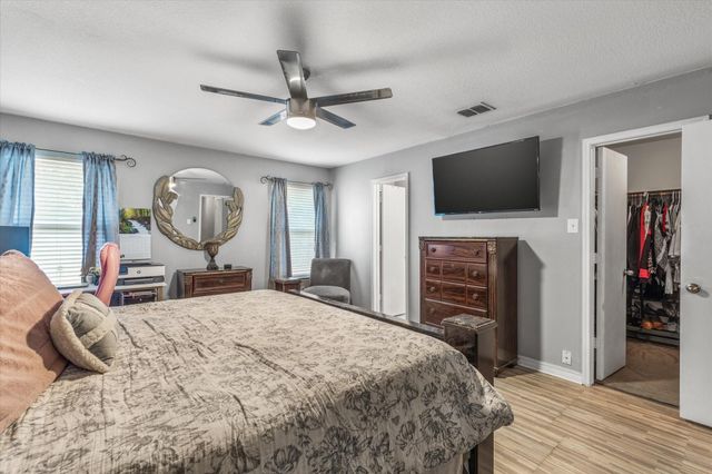 8610 Mountain Bluff, Dallas, TX 75227
