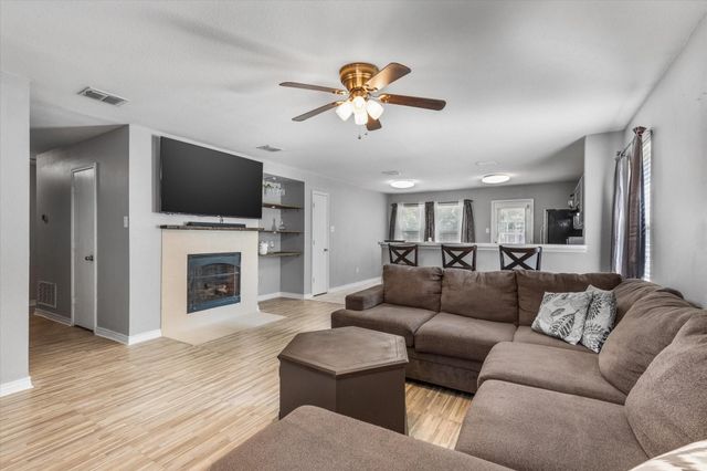 8610 Mountain Bluff, Dallas, TX 75227