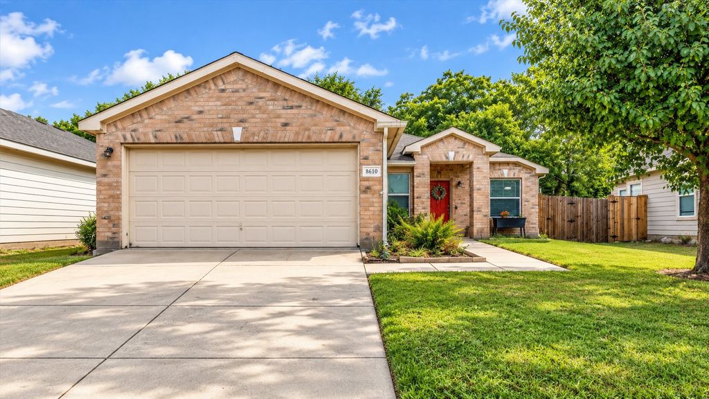 8610 Mountain Bluff, Dallas, TX 75227