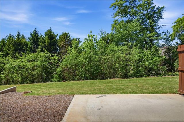 1370 Sugar Glen Court, Lawrenceville, GA 30044