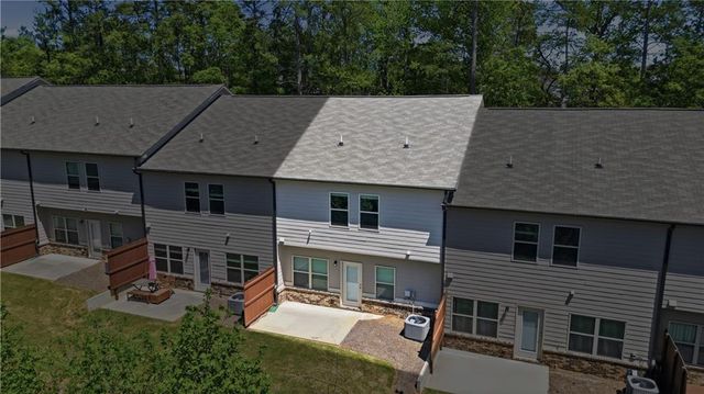 1370 Sugar Glen Court, Lawrenceville, GA 30044