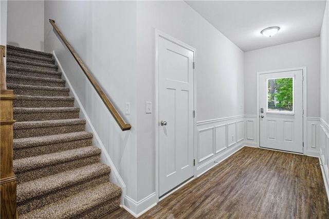 1370 Sugar Glen Court, Lawrenceville, GA 30044