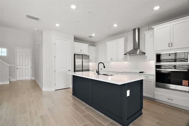 2416 JUNIPER BERRY DRIVE, Minneola, FL 34715