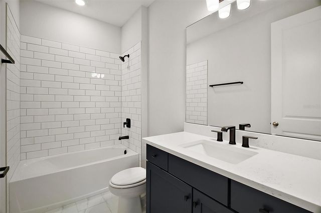 2416 JUNIPER BERRY DRIVE, Minneola, FL 34715