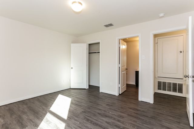 408 Jonathan Street, Athens, TX 75751