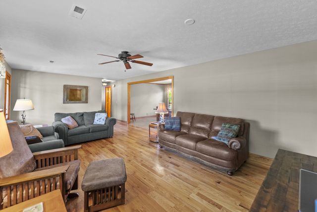 489 Page Dr, Mount Juliet, TN 37122