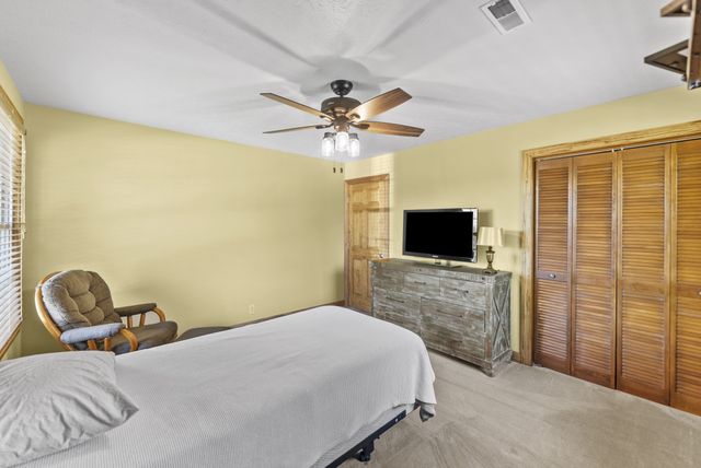 489 Page Dr, Mount Juliet, TN 37122