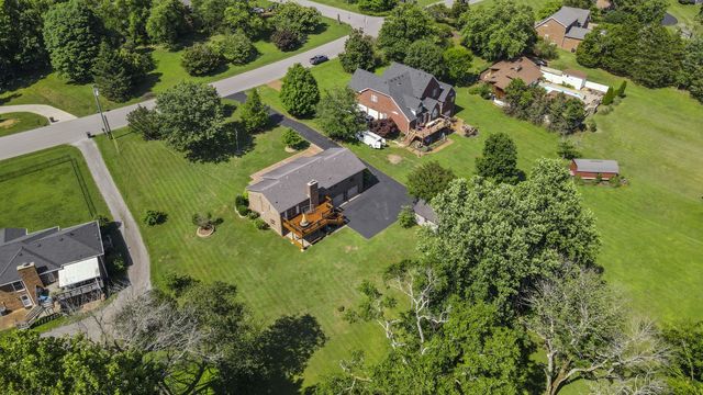 489 Page Dr, Mount Juliet, TN 37122