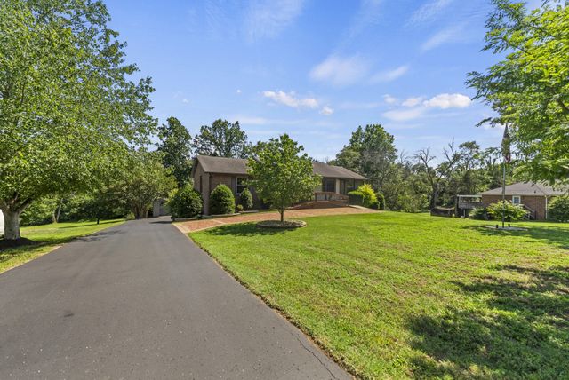 489 Page Dr, Mount Juliet, TN 37122