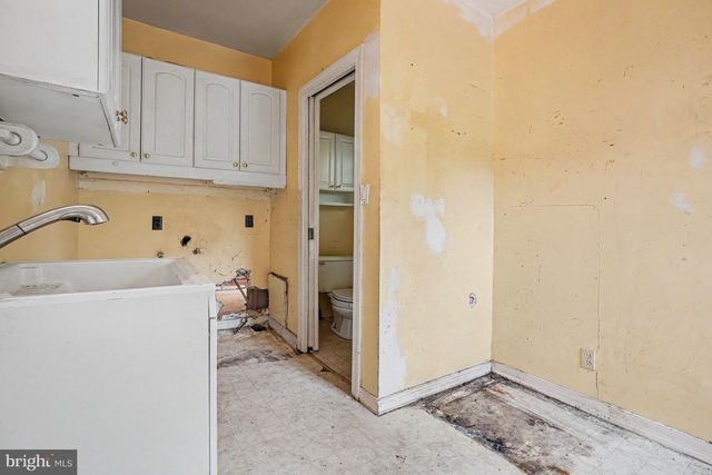 856 OLD FORGE RD, New Cumberland, PA 17070