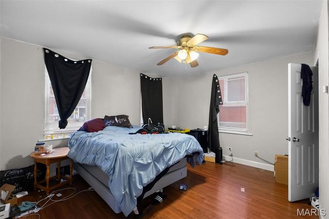 2335 Louisiana Avenue, St Louis, MO 63104