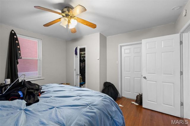 2335 Louisiana Avenue, St Louis, MO 63104