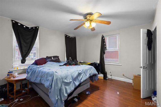 2335 Louisiana Avenue, St Louis, MO 63104