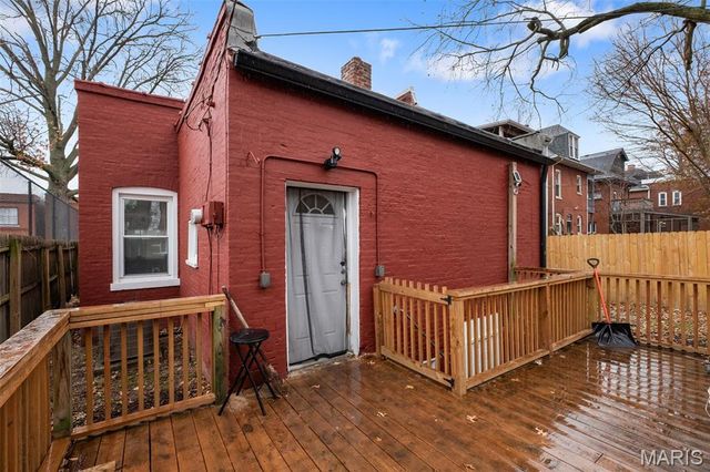 2335 Louisiana Avenue, St Louis, MO 63104