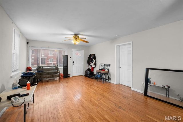 2335 Louisiana Avenue, St Louis, MO 63104