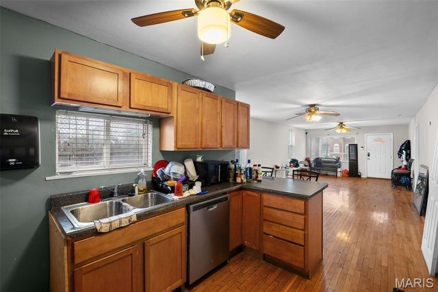 2335 Louisiana Avenue, St Louis, MO 63104