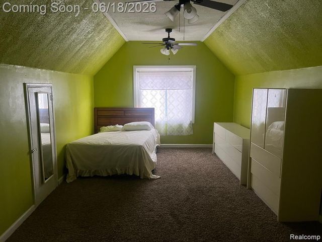 18693 Whitcomb Street, Detroit, MI 48235