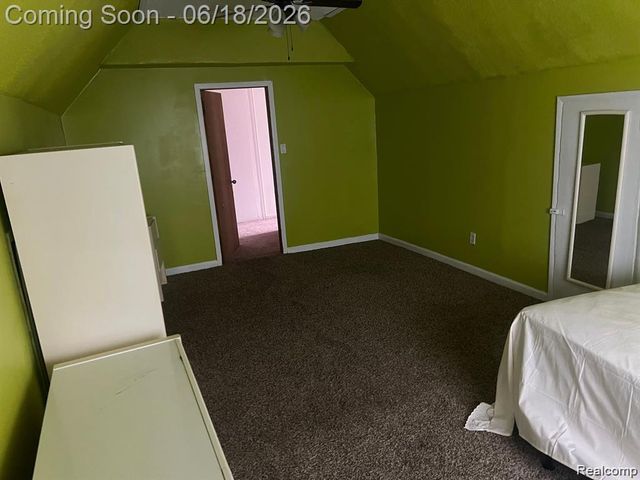 18693 Whitcomb Street, Detroit, MI 48235
