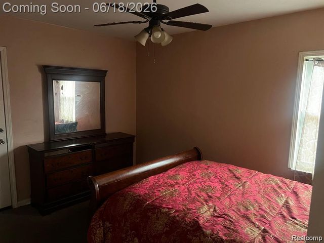 18693 Whitcomb Street, Detroit, MI 48235