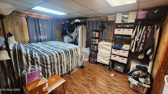 120 Hilltop Rd, Harriman, TN 37748