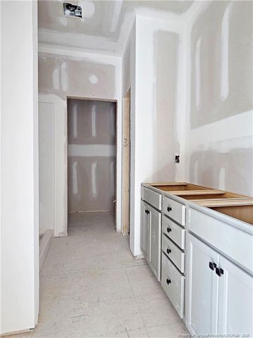 331 Appaloosa Drive, Spring Lake, NC 28390