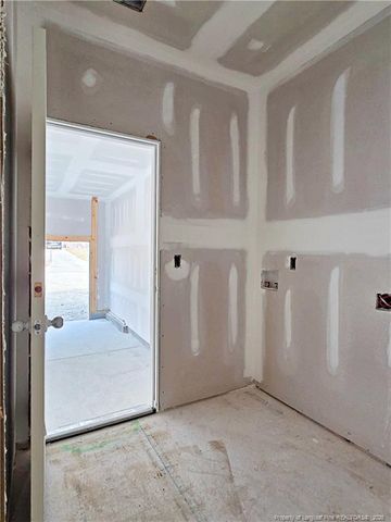 331 Appaloosa Drive, Spring Lake, NC 28390