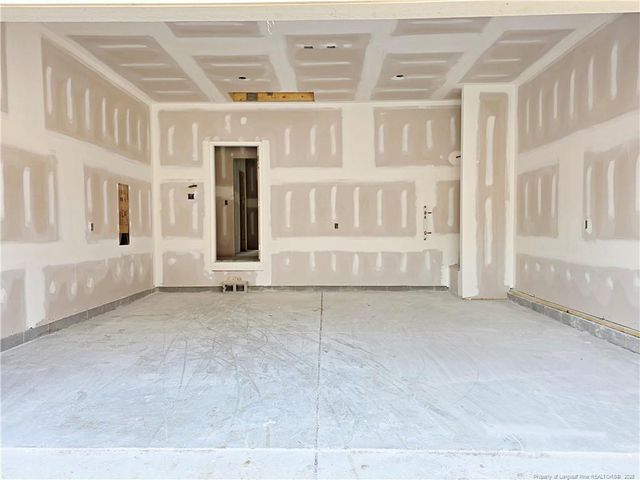 331 Appaloosa Drive, Spring Lake, NC 28390