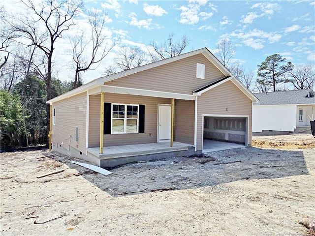 331 Appaloosa Drive, Spring Lake, NC 28390