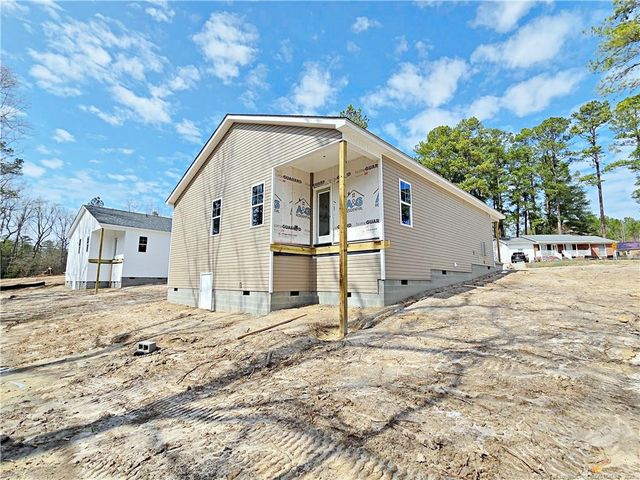 331 Appaloosa Drive, Spring Lake, NC 28390