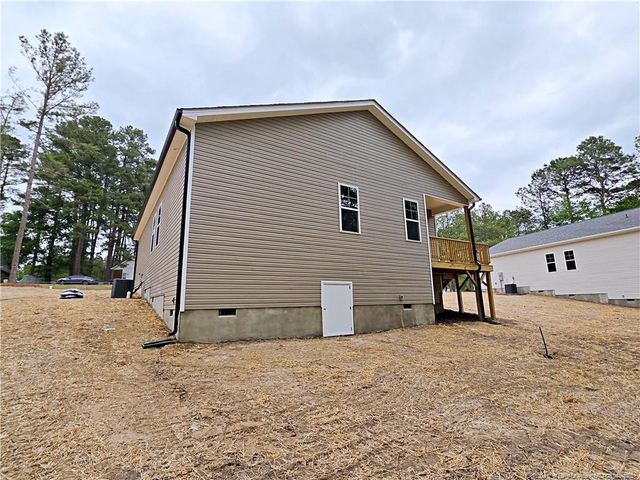 331 Appaloosa Drive, Spring Lake, NC 28390