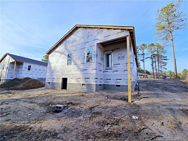 331 Appaloosa Drive, Spring Lake, NC 28390