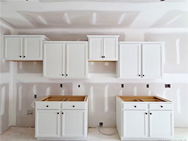 331 Appaloosa Drive, Spring Lake, NC 28390