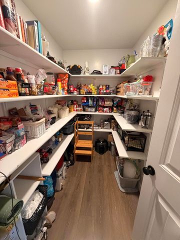 6420 GAIL CT, Hallsville, MO 65255