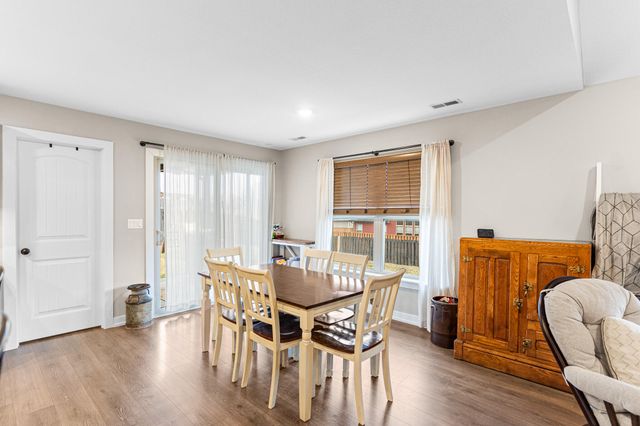 6420 GAIL CT, Hallsville, MO 65255