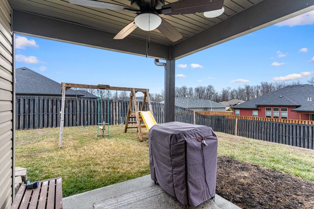 6420 GAIL CT, Hallsville, MO 65255