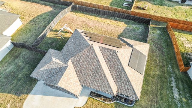 6420 GAIL CT, Hallsville, MO 65255