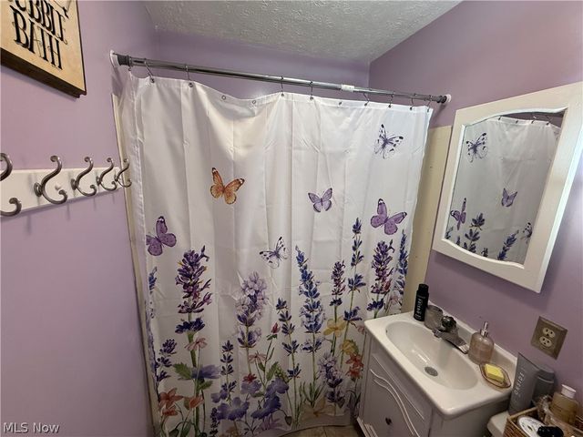 268 Dowd Road, Elyria, OH 44035
