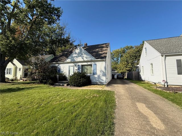 268 Dowd Road, Elyria, OH 44035
