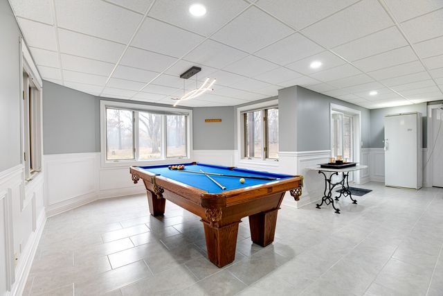 1N424 Indian Knoll Road, West Chicago, IL 60185